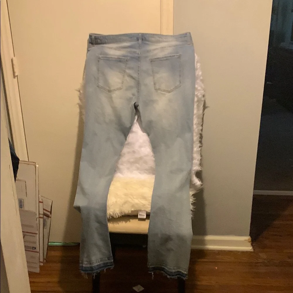 Trendy Distressed Light‎ Blue Boyfriend Jeans